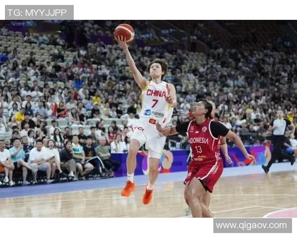 张子宇首次入选中国女篮与韩旭联手双塔冲击亚洲杯冠军的精彩前景