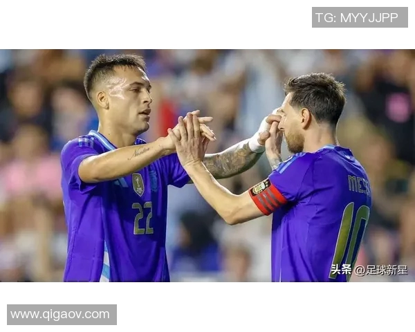 探索11人足球网的魅力与激情,助你成为足球场上的明星球员 探索11人足球网的魅力与激情,助你成为足球场上的明星球员